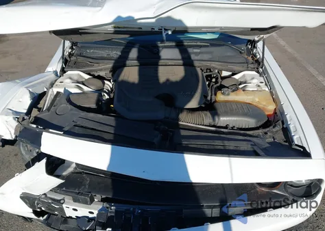 2018 Dodge Challenger Sxt Plus z USA, uszkodzony, nr VIN 2C3CDZAG4JH334373